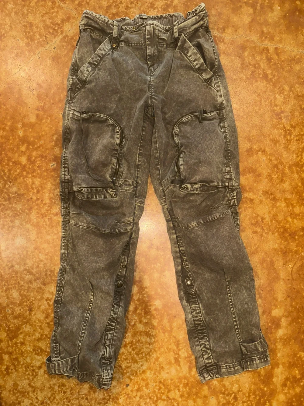 We The Free Can't Compare Slouch Pant in Dusty Olive